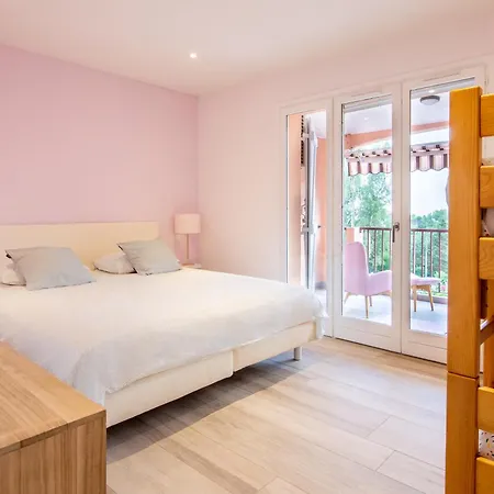 Апартаменты Duplex Agay-plage Сен-Рафаэль